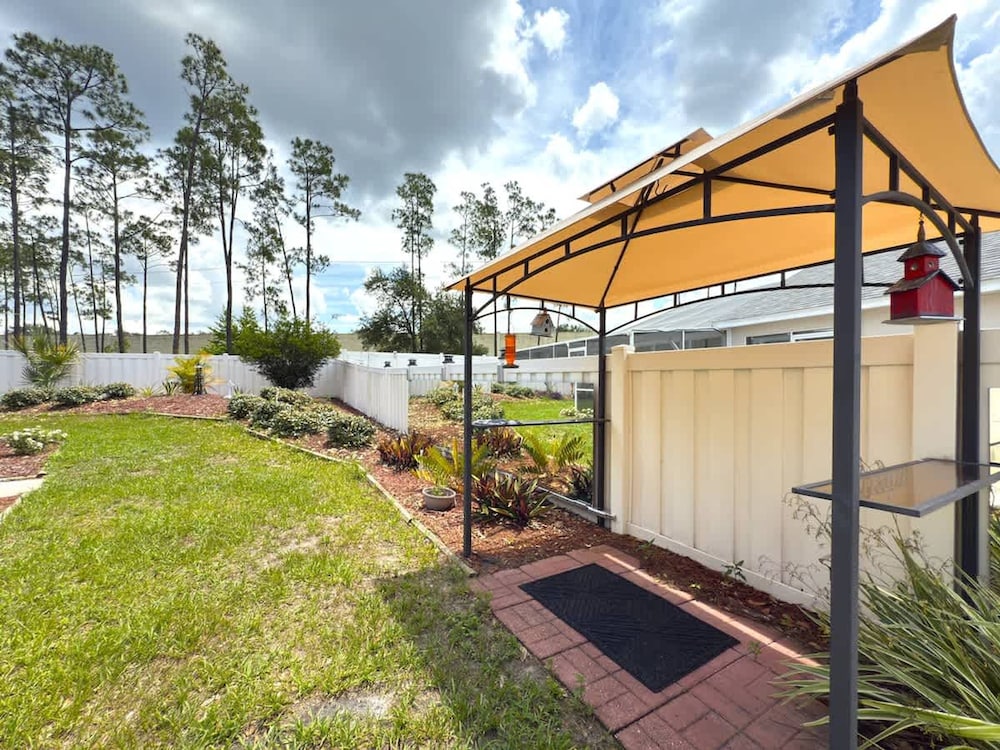 Near Disney Villa 3 bd Private Pool