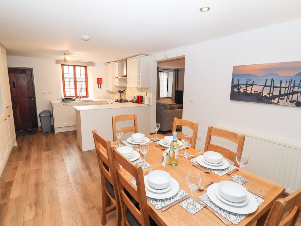 Fryston Cottage