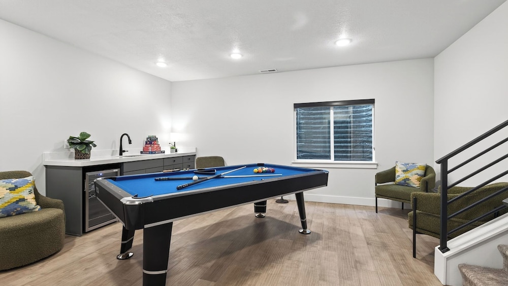 Spacious Park City Home w/ Hot Tub & Game Room Near Skiing & Trails Poppy Peak by Avantstay