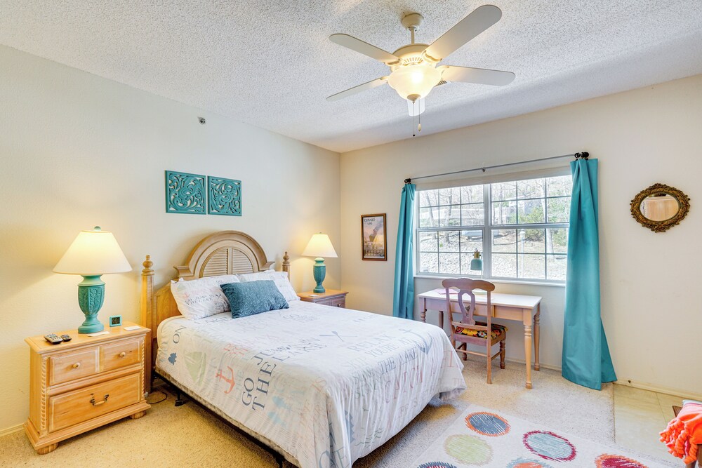 Waterfront Condo w/ Pool on Lake of the Ozarks