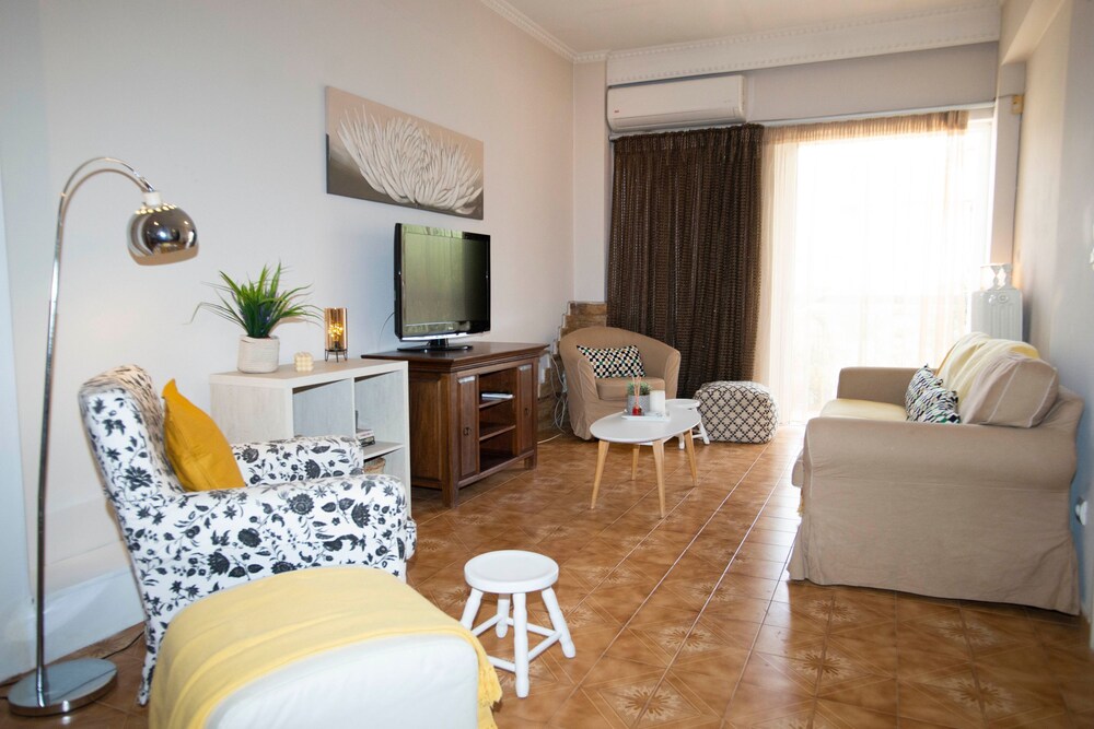 Electra s 2-bedroom Apt-convenient Location Patra