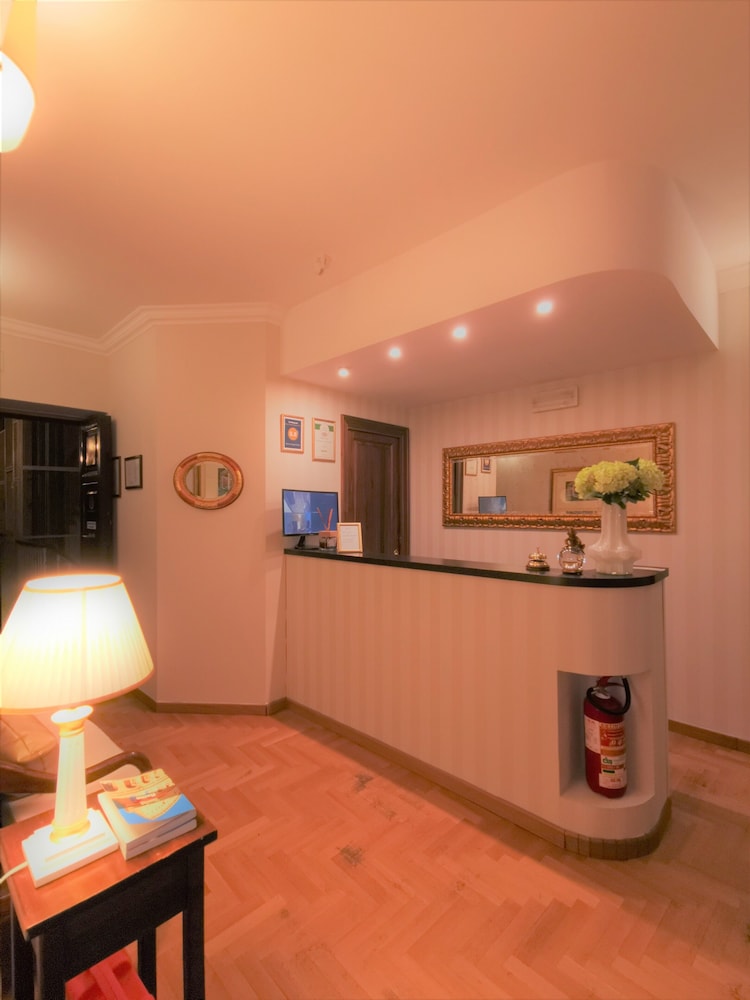 Boncompagni Suite