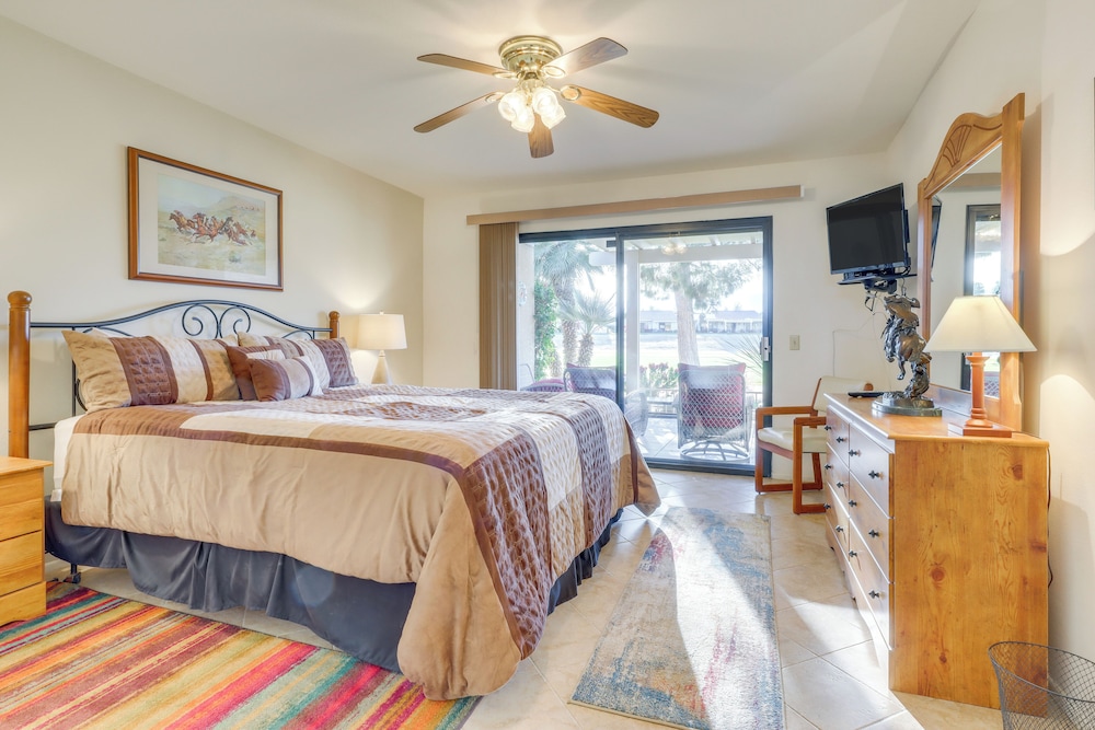 Spacious Condo w/ Mtn Views in Palm Desert!