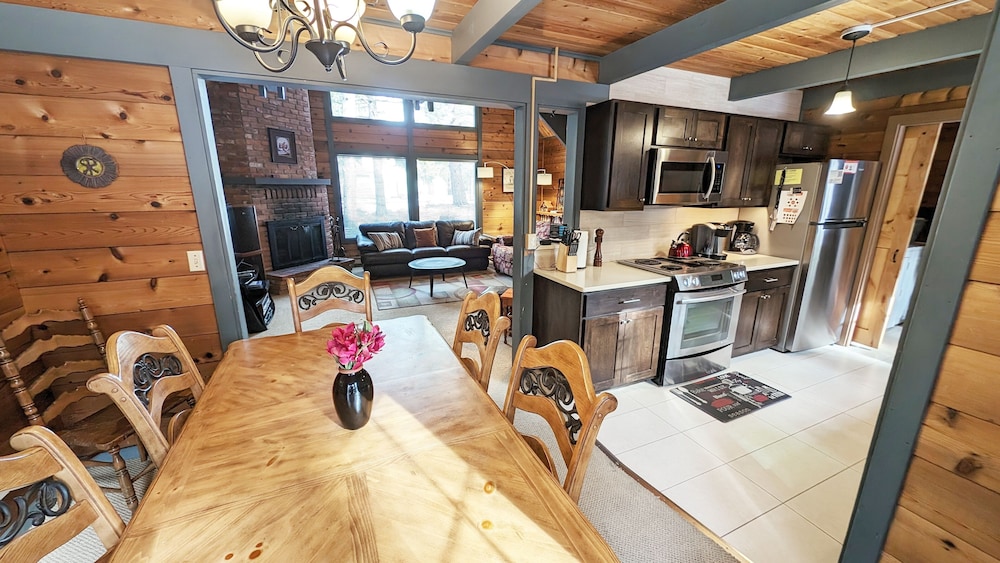 Lava Top 1 2 Bedroom Home