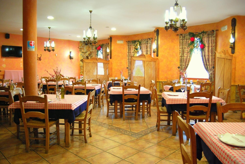 Hostal Mesón Arboleas