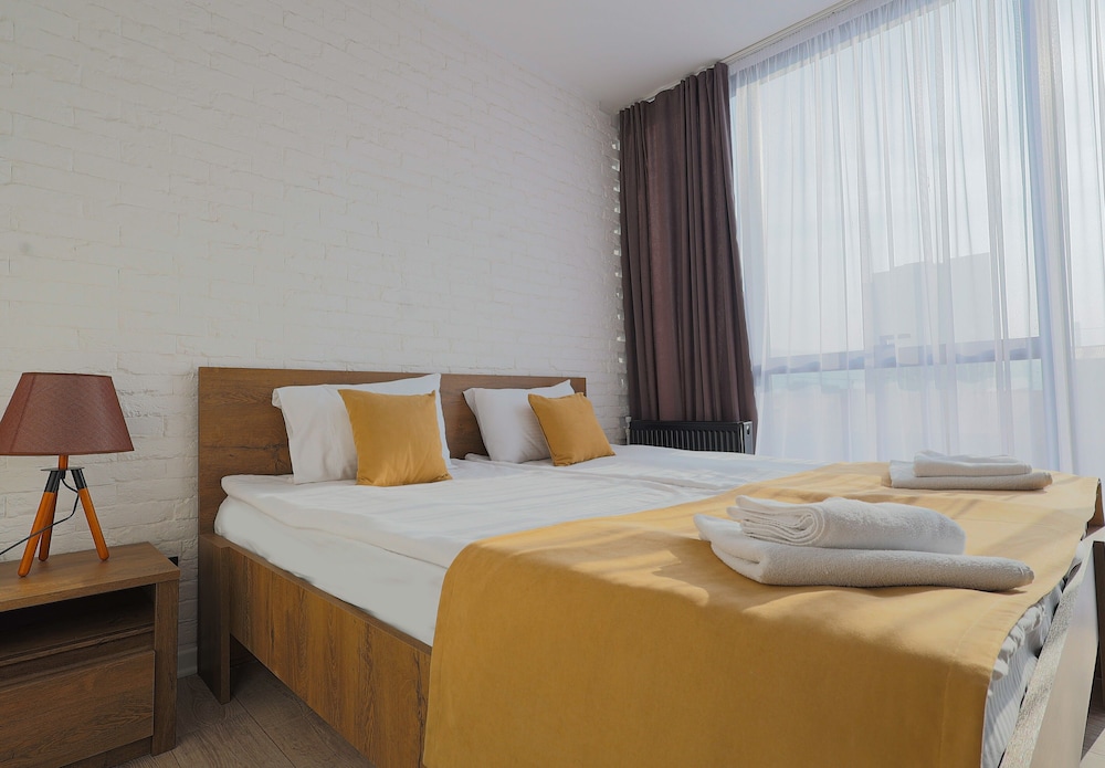 Welcome Republic Square Apartments