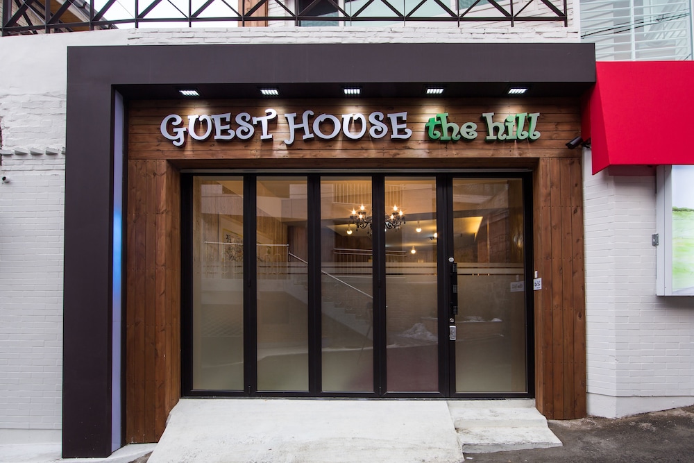 Guest House The Hill