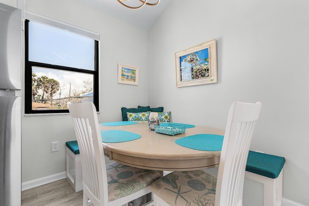 130 Tiki Tides: 2br W/ Outdoor Tiki Bar! 2 Bedroom Home
