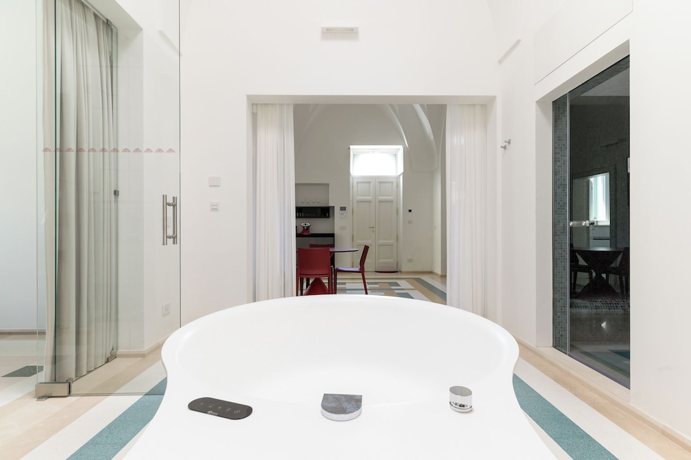 Hydeout Palace - Luxury &Spa Suites by Wonderful Italy