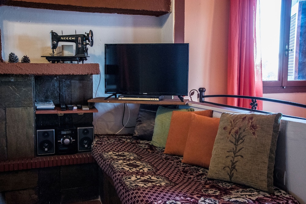 Theasis Guesthouse