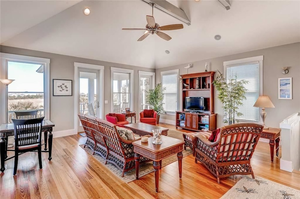 Tiburon Marsh 4 Bedroom Holiday Home By Bald Head Island