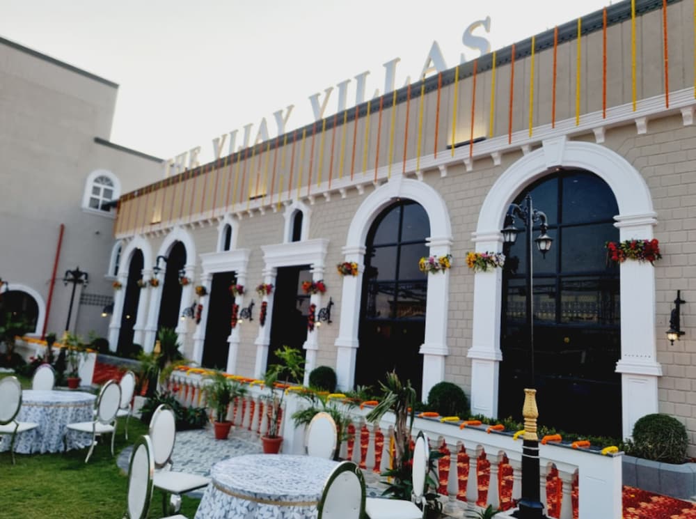 Hotel The Vijay Villas