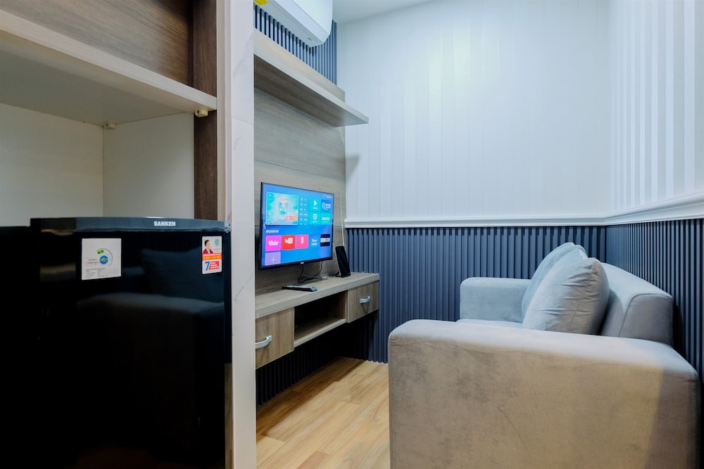 Best Deal and Modern 1BR Sentul Tower Apartment