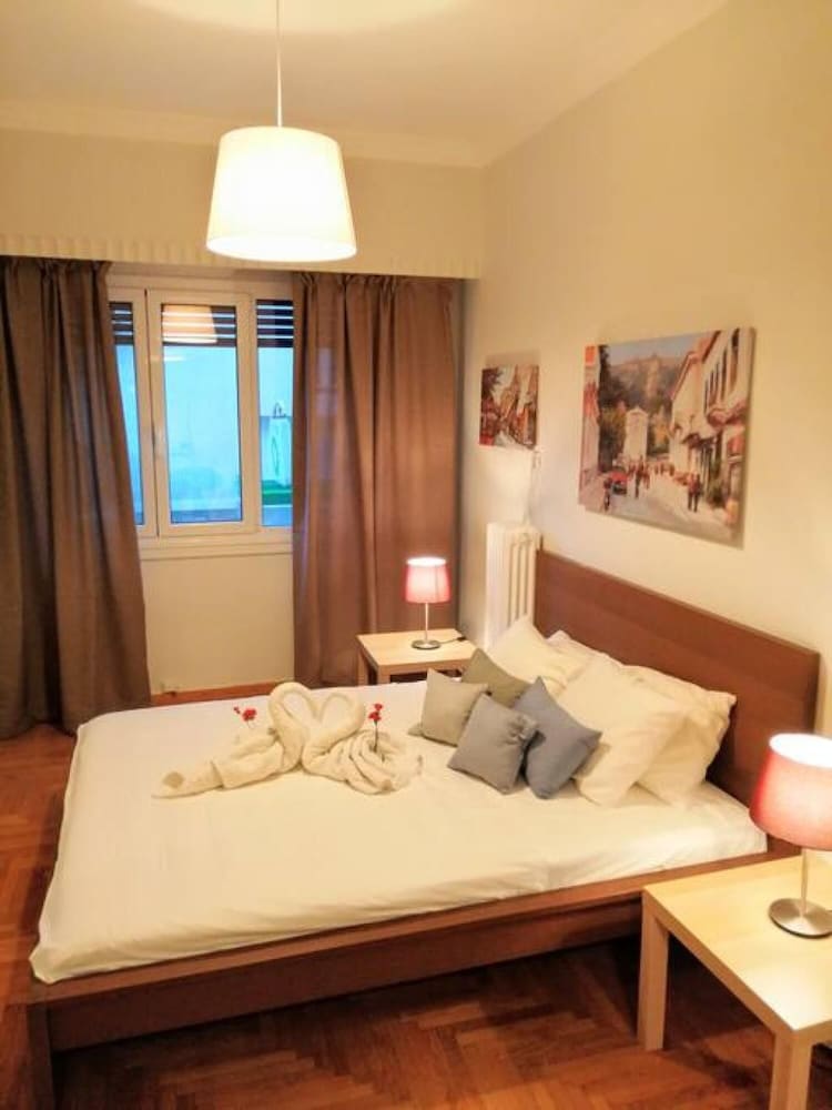 Comfortable Apartment in Acropolis photo 4