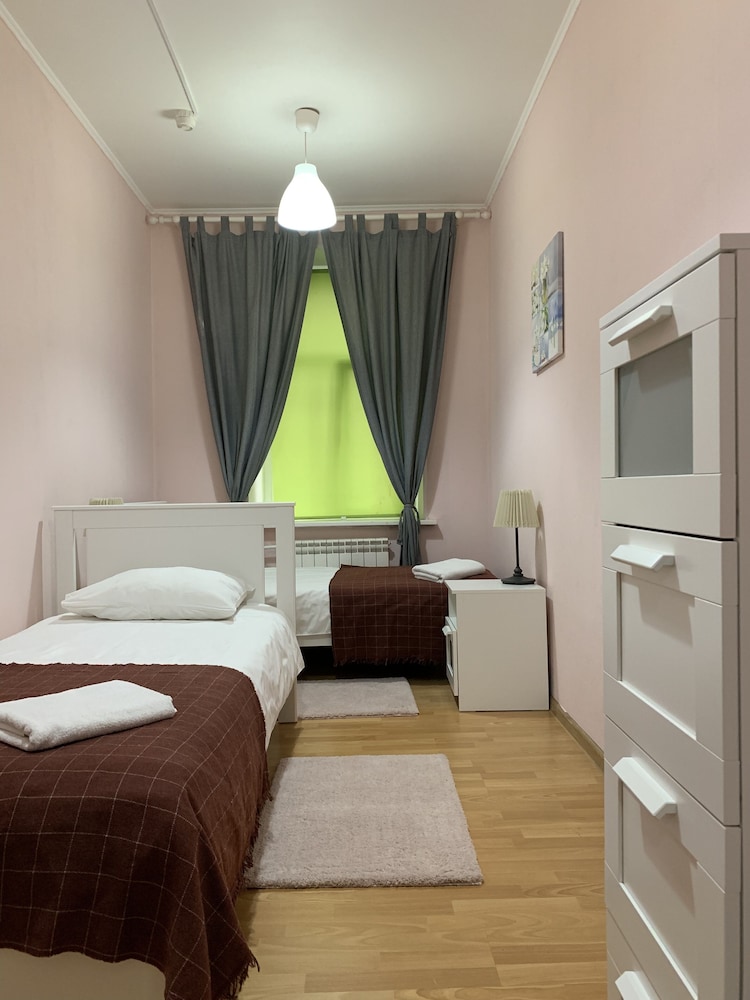 Hostel Esenin