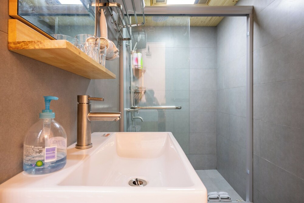 Shanghai Hills&XING 132 Family Homestay