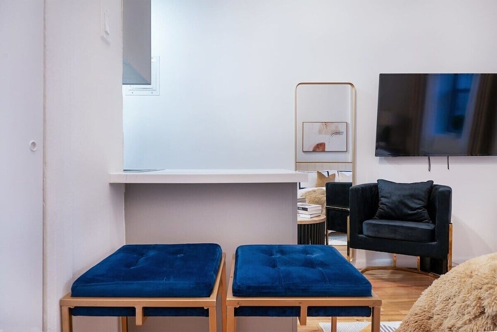 317 UES Apartments
