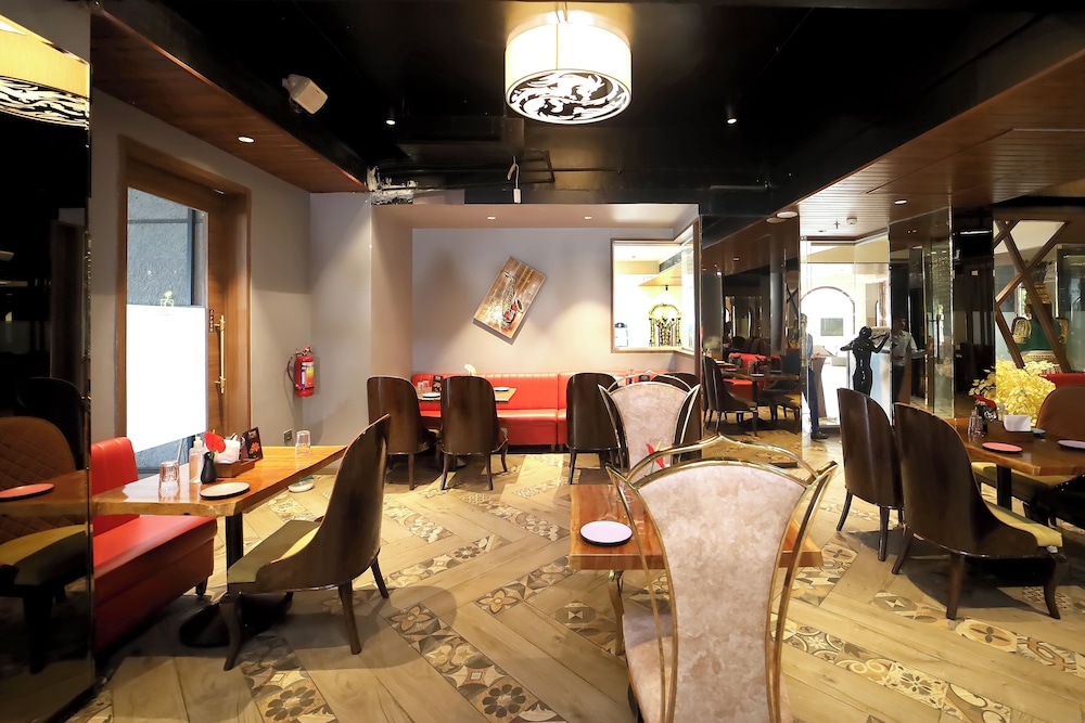 Food & Beverage