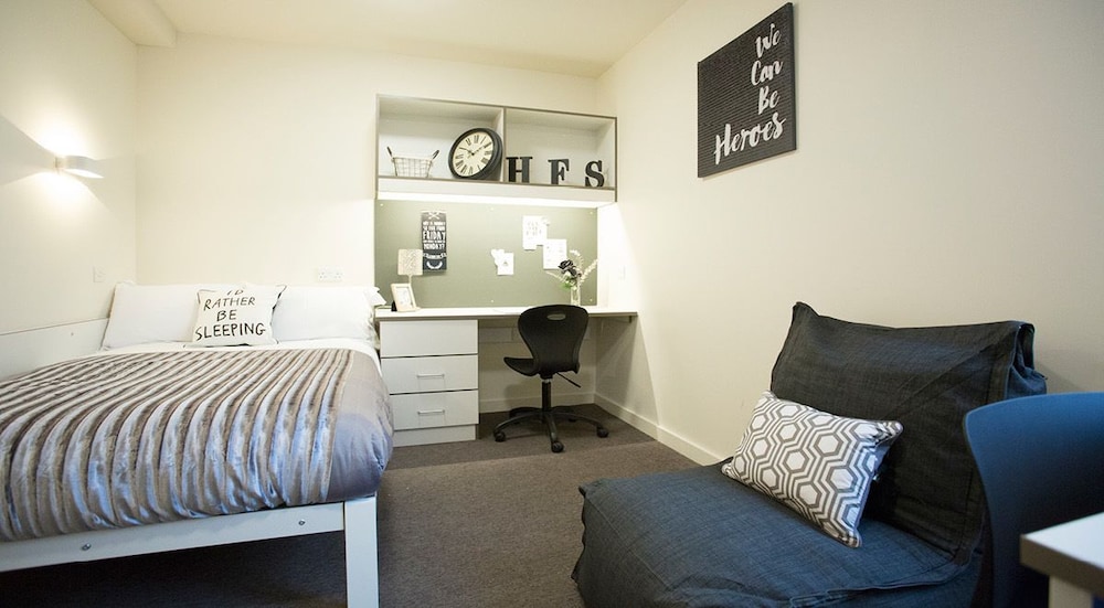 Powis Place - Campus Residence