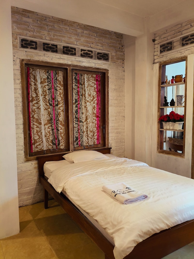 The Sarimbit Heritage Villa Yogyakarta