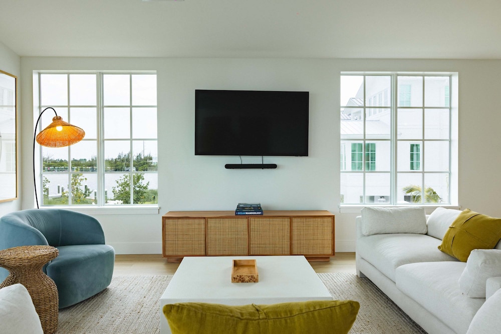 The Joyrise House at Solaire Lunara Bay
