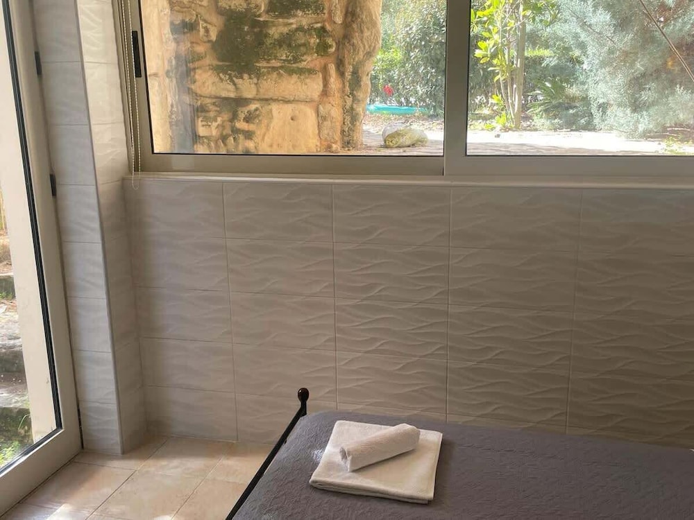 Cassiopeia 5 BR Villa on beach with pool