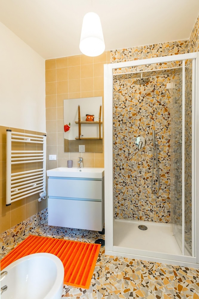 Donna Costanza - Stylish and Panoramic Flat