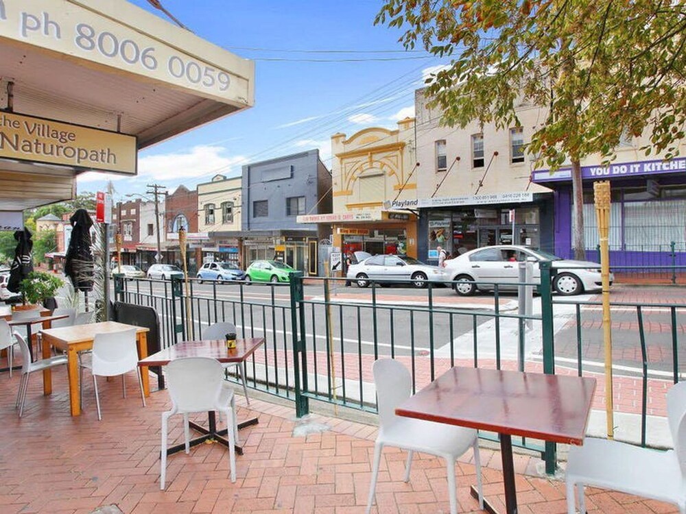 Metawise 2BR Apartment in Heart of Hurlstone Park
