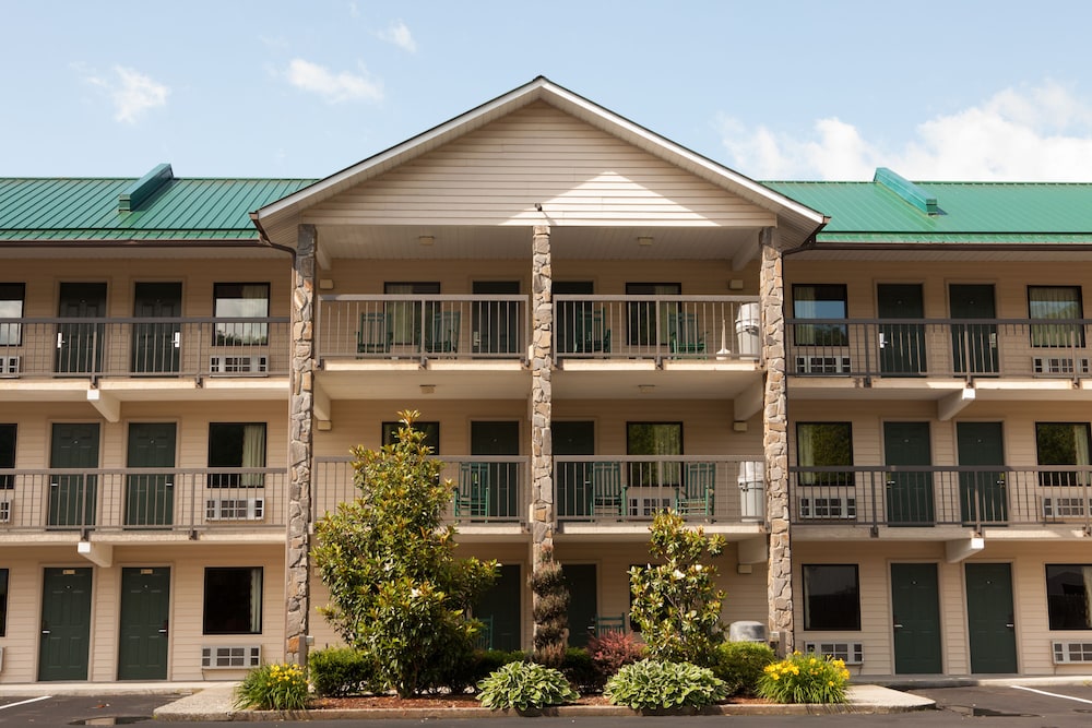 Cherokee Lodge