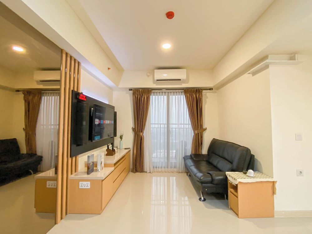 Spacious and Comfy Designed 2BR at Meikarta Apartment