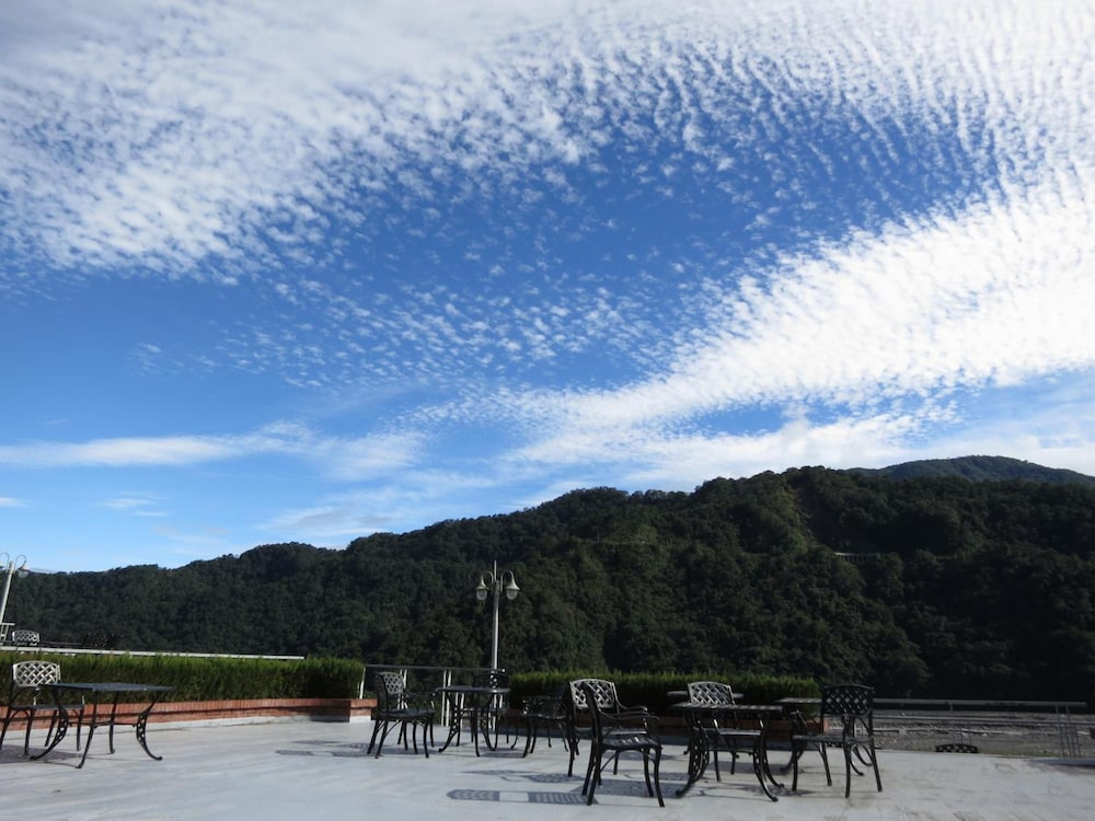 Yingshih Resort