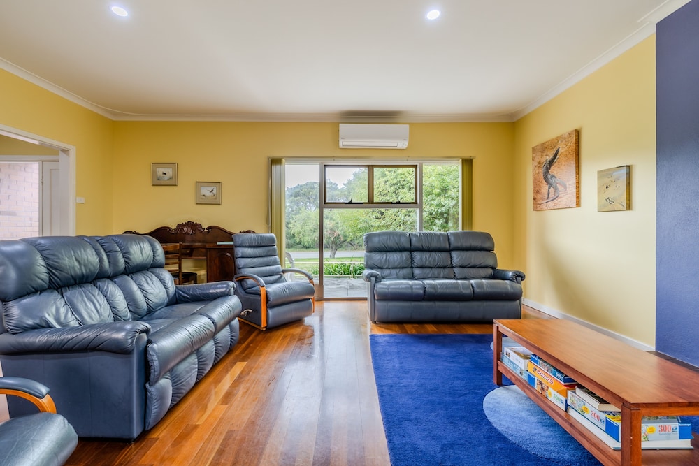Holly's Beach House - the BnB Collection