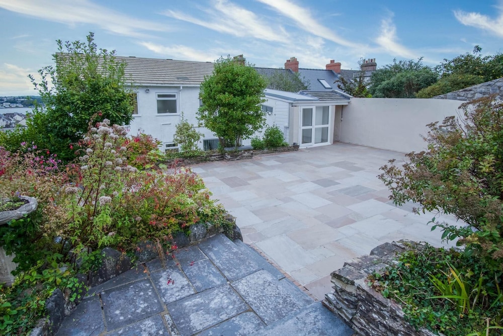 Longview - 4 Bedroom Holiday Home - Pembroke Dock
