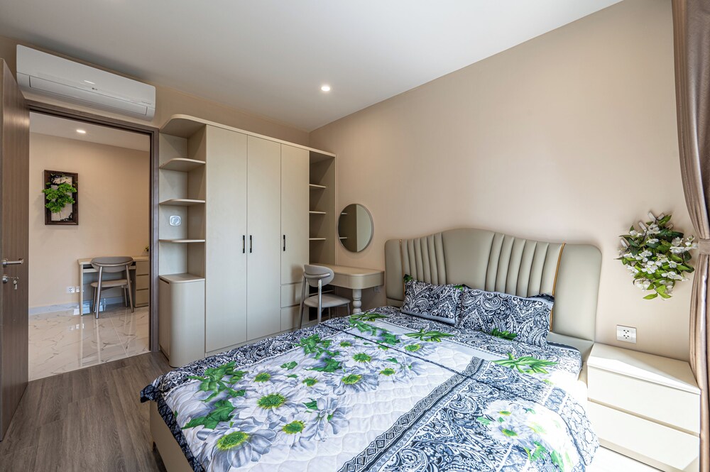 LA Nest 1BR River View Near Vincom