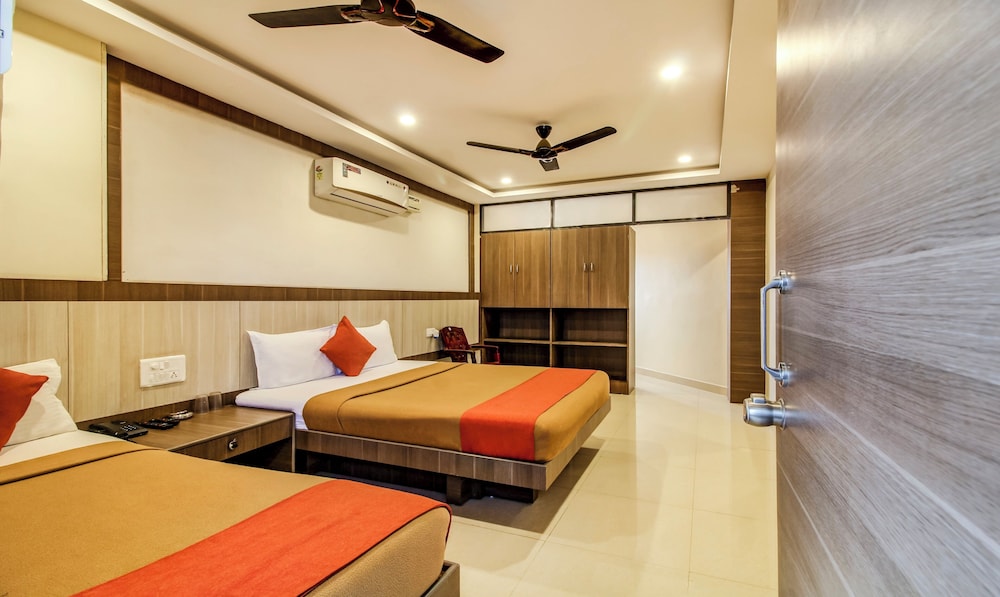 Hotel Neem Tree