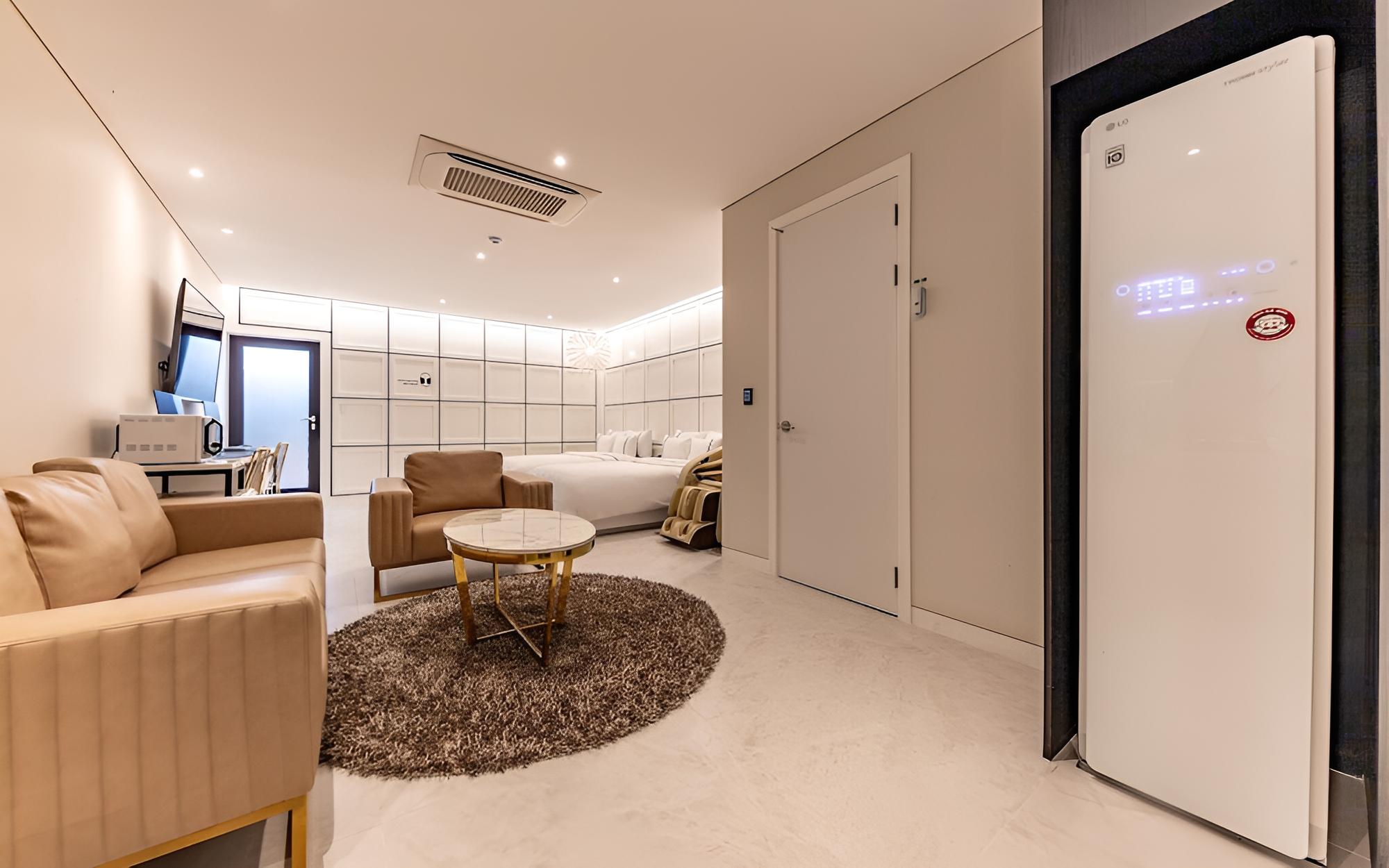Gunsan Mari Hotel