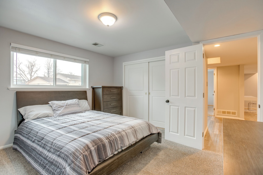 12 Mi to Dtwn Denver: Home w/ Fenced Backyard!