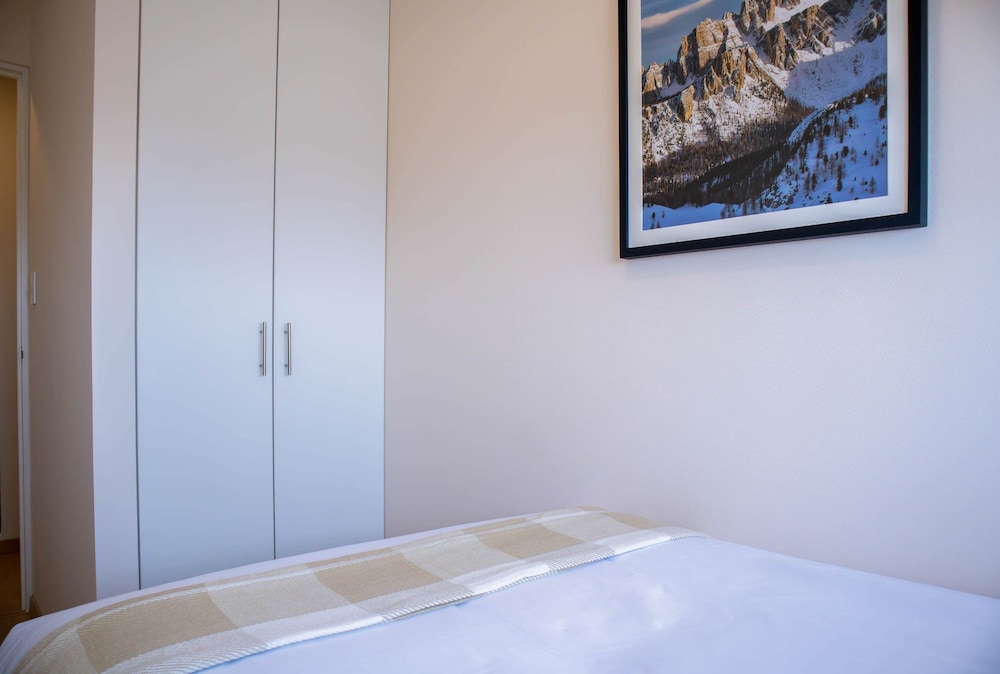 w Alluring 2BR w Balcony in Barranco