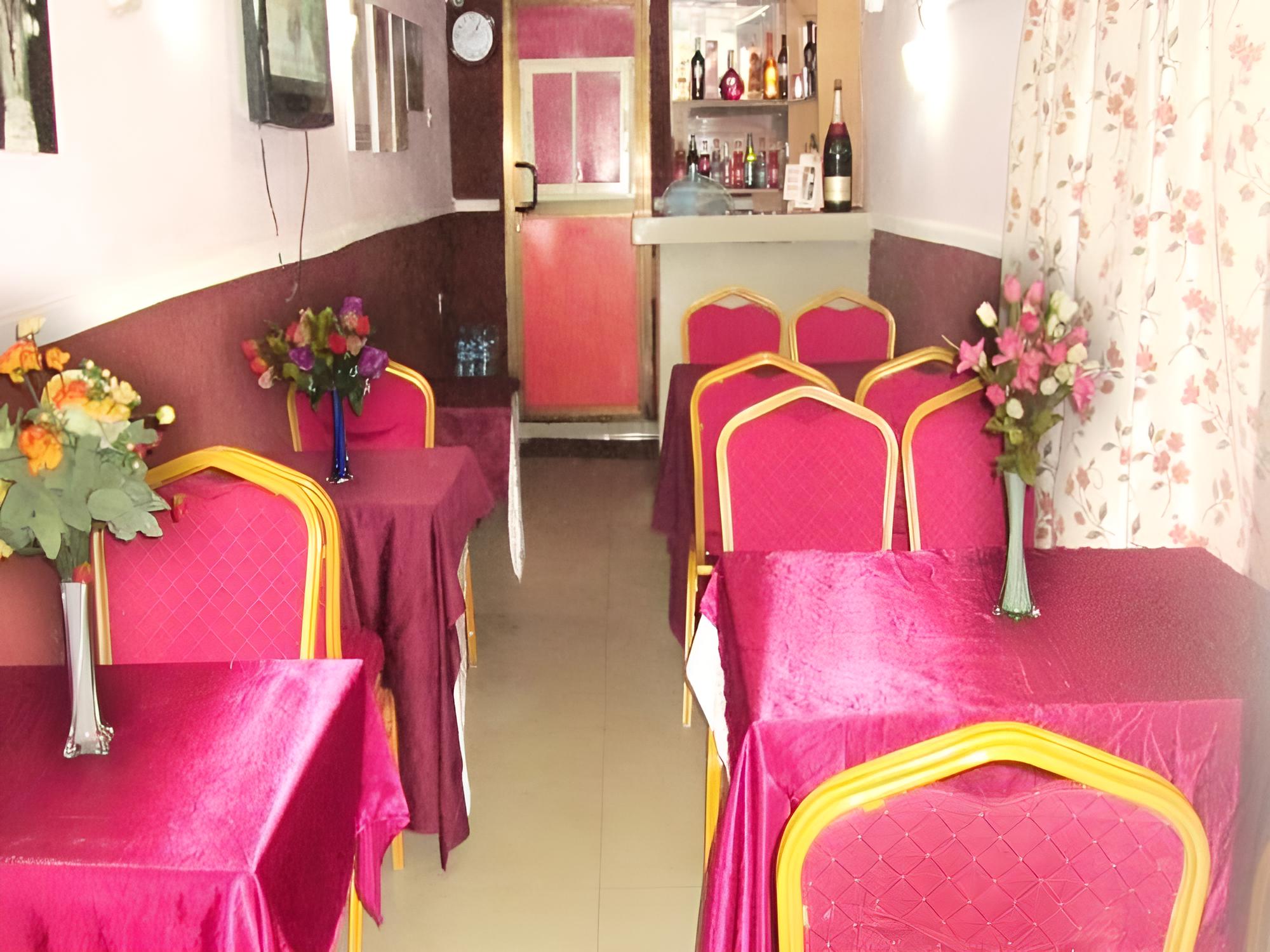 Ashosh Hotel, fotografía 3