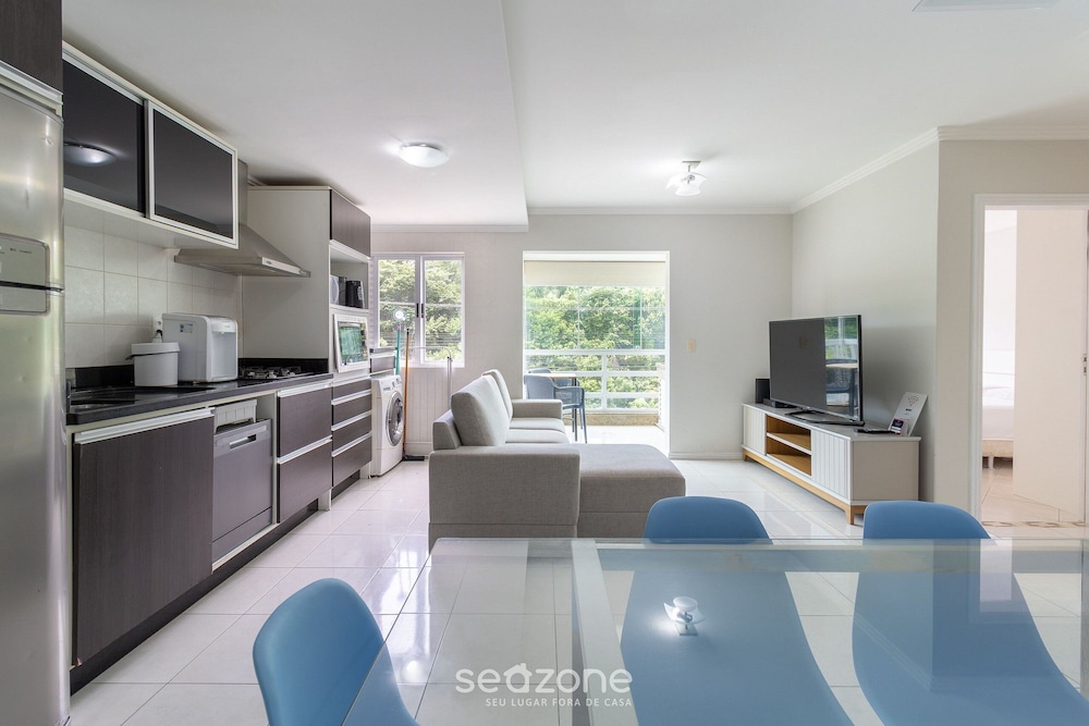 Apt With Balcony, few Minutes From the sea Ccb103