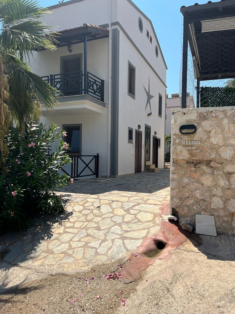 Kalkan Koc Apart