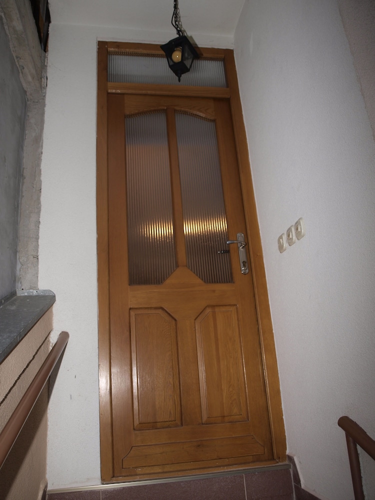 Bogdanovski Studios & Guest Rooms view 2