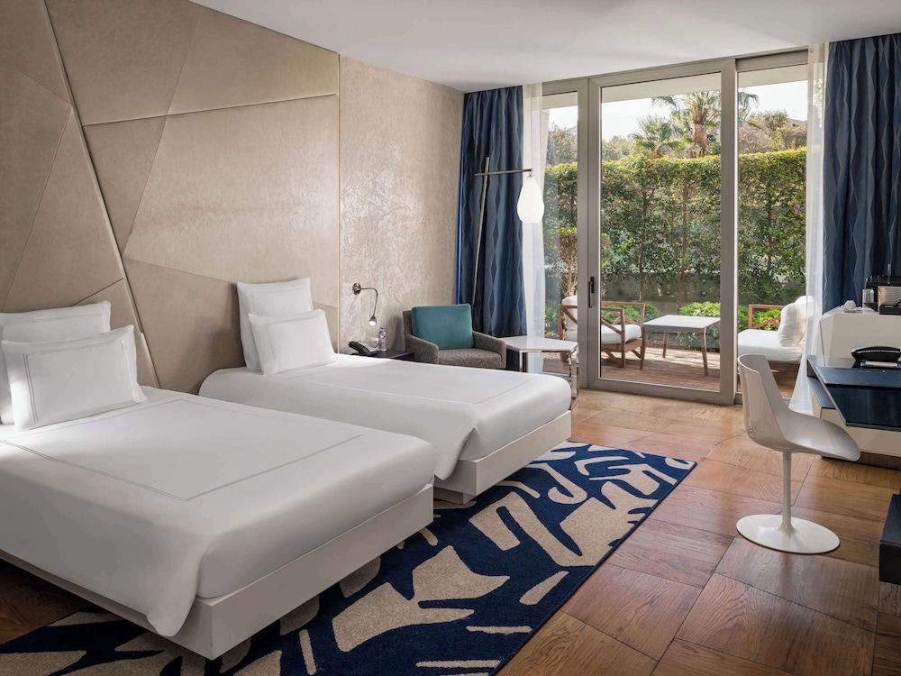 Swissotel Tatil Köyü Bodrum Plajı - Image 17