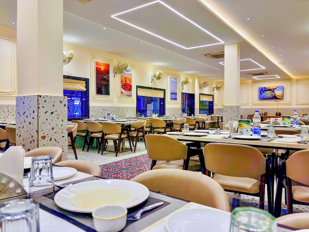 Hotel Vatika Inn