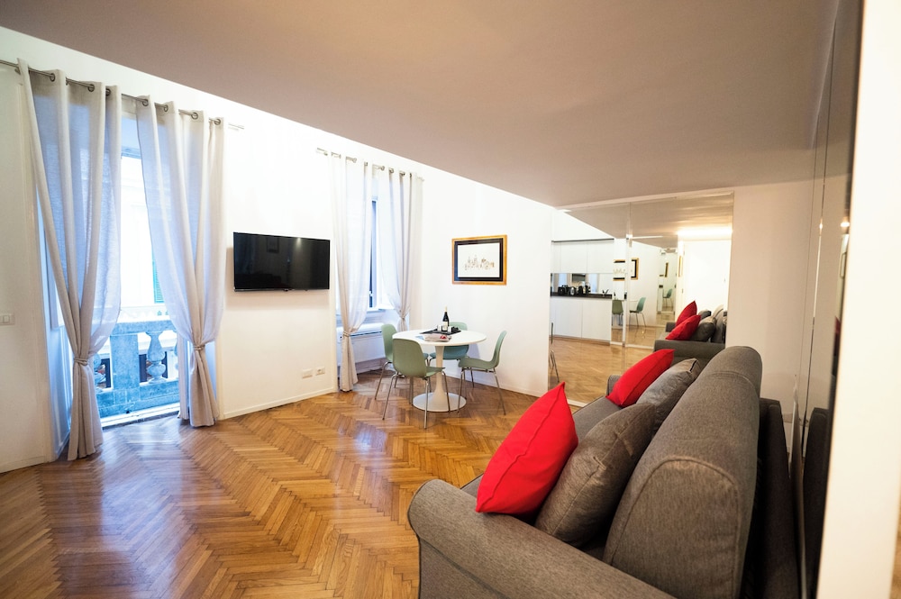 Spanish Steps Apartments