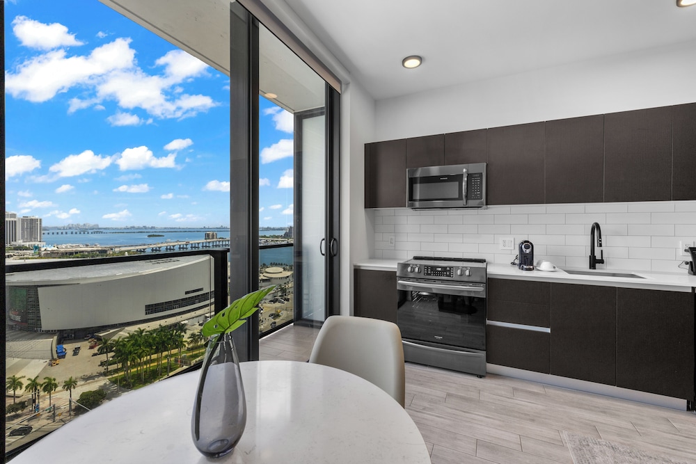 Stunning Bay View Studio