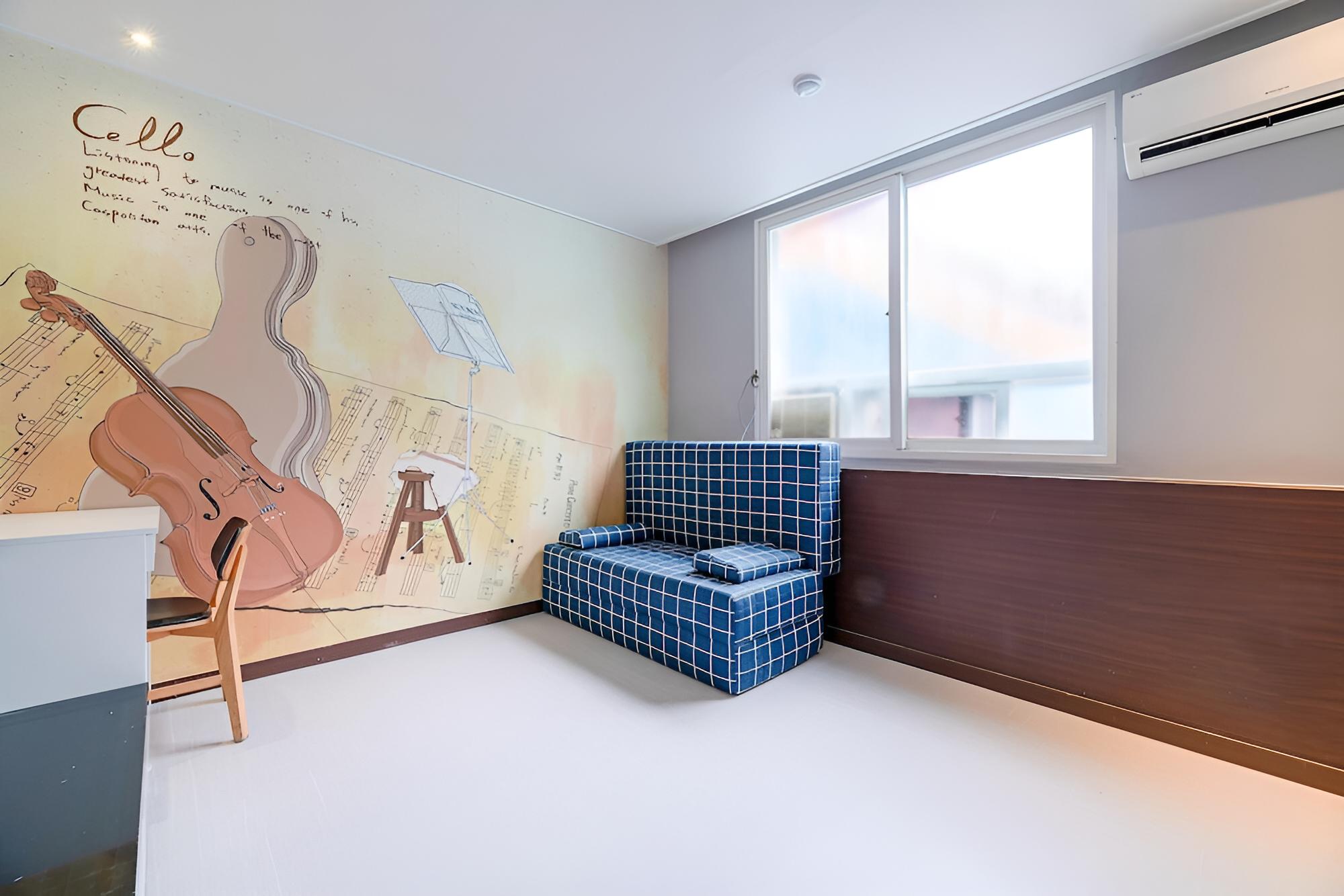 Gapyeong Chello Pensiontel view 4