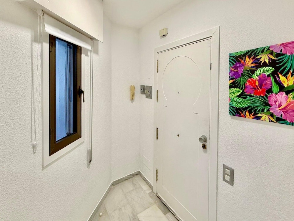 Pleasant Apartment With Shared Pool