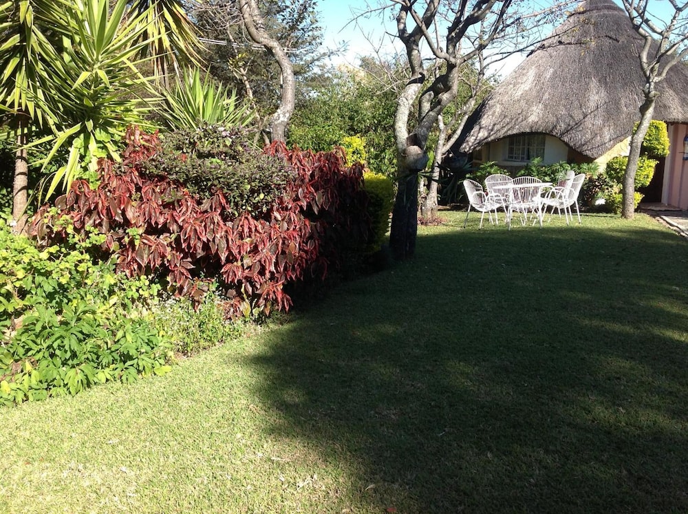 Lynn's Guest House
