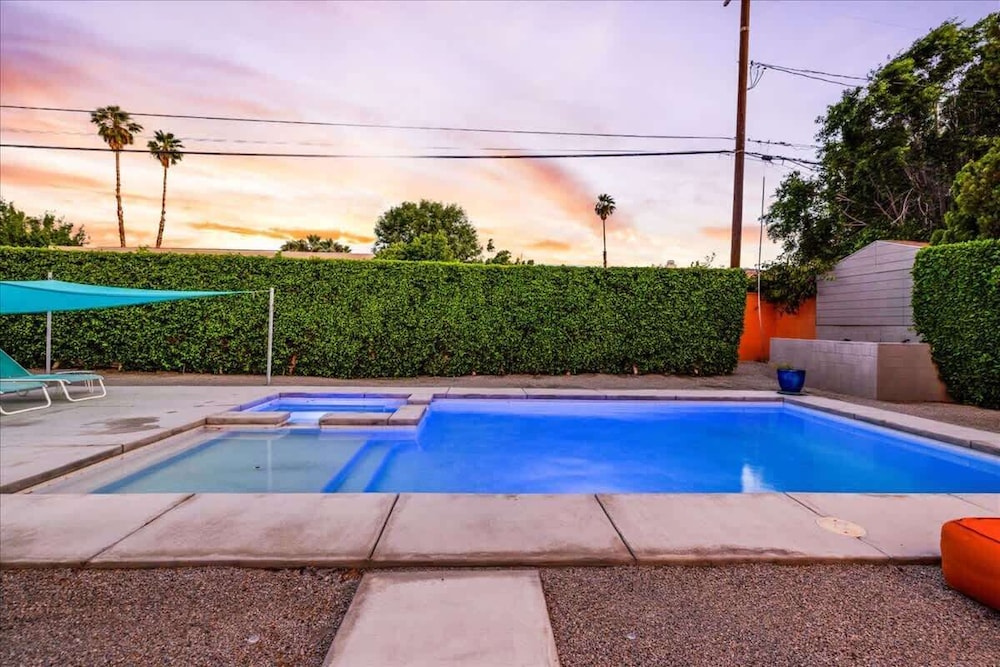 Modern Paradise at Sonora